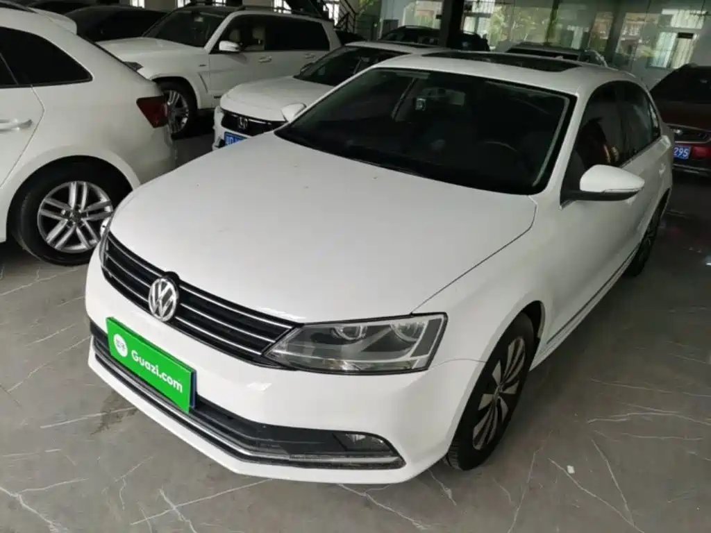 Volkswagen Sagitar 2017