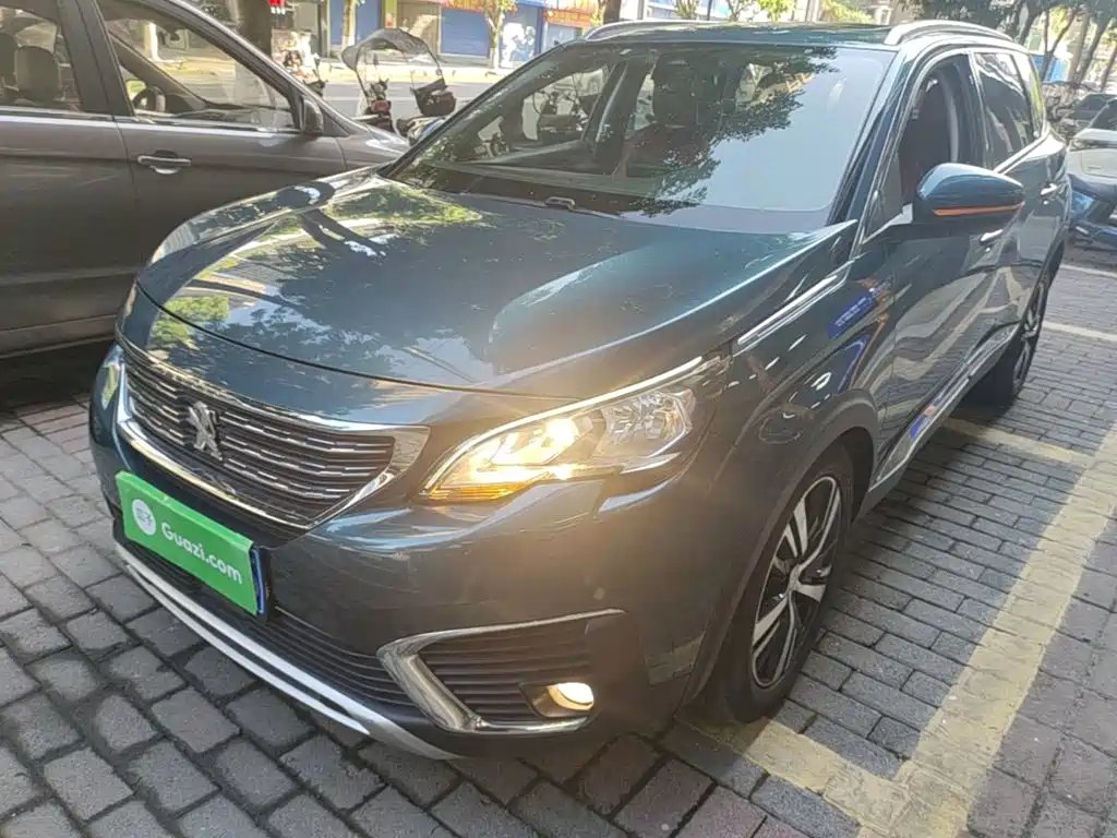 Peugeot 5008 2017