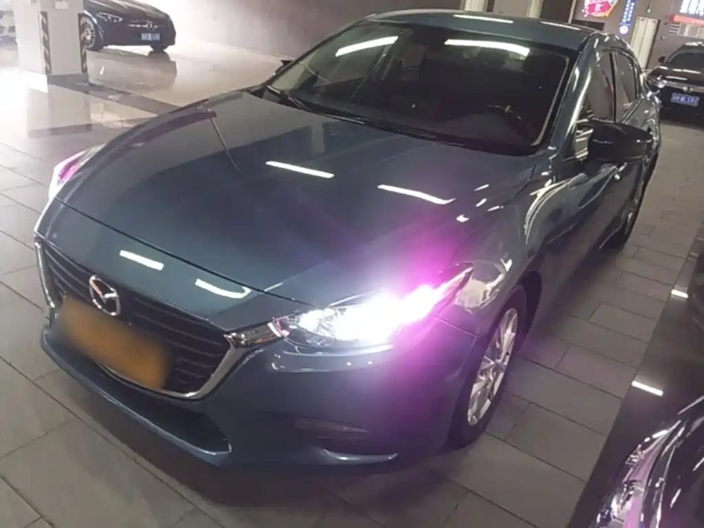 Mazda 3 Axela 2018