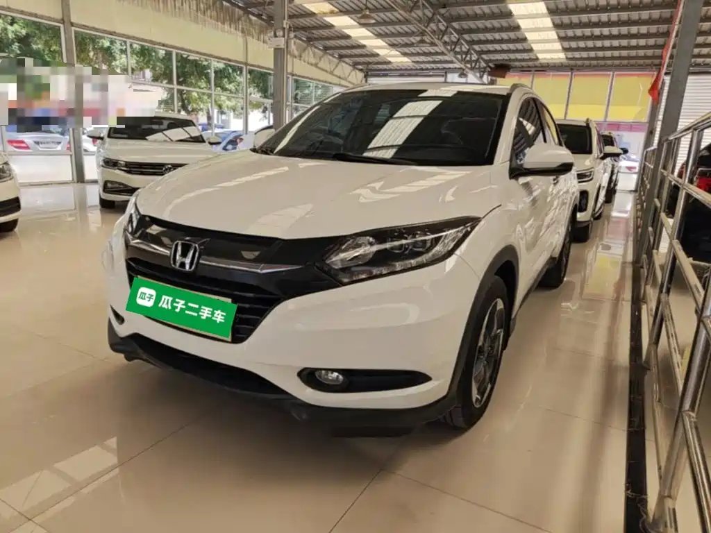 Honda Vezel 2015