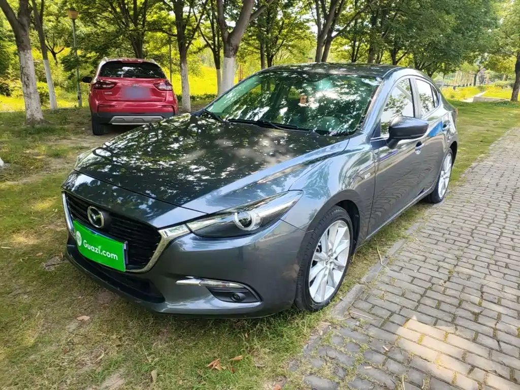 Mazda 3 Axela 2018