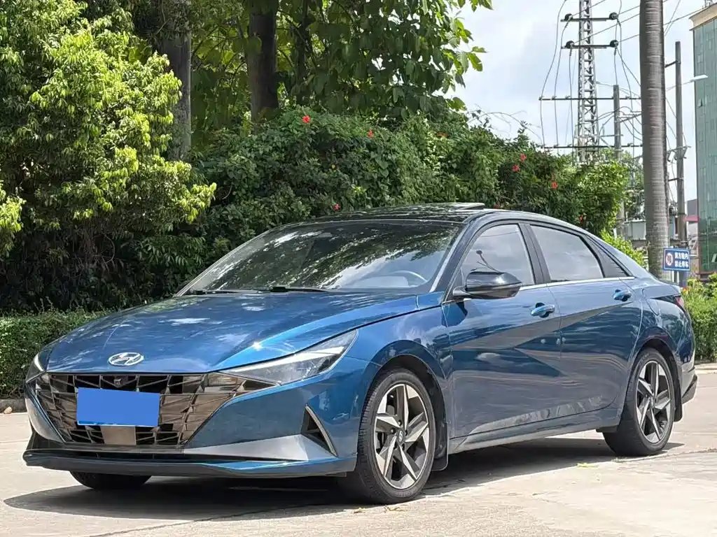 Hyundai Elantra 2021
