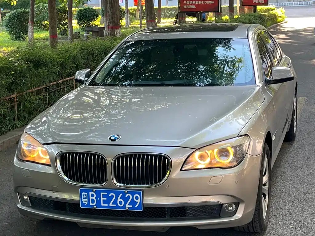 BMW 7 Series 2011