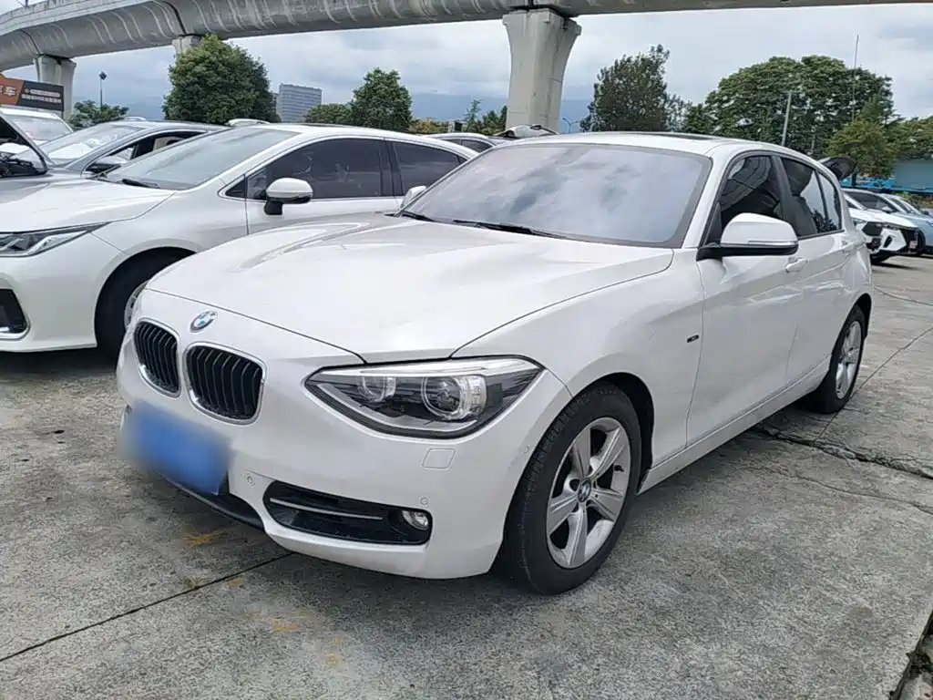 BMW 1 Series (Import) 2015