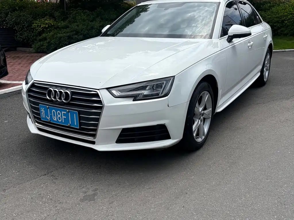 Audi A4L 2017