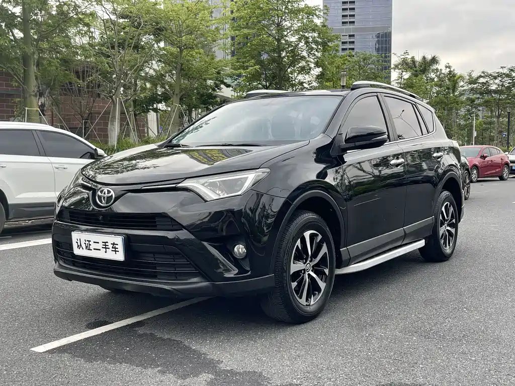 Toyota RAV4 2017