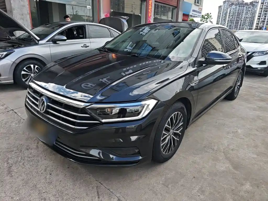 Volkswagen Sagitar 2020