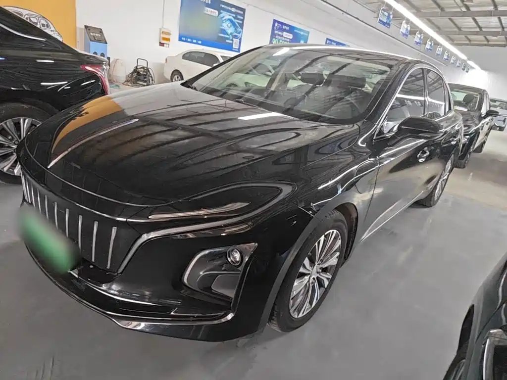 Hongqi Hongqi E-QM5 2022