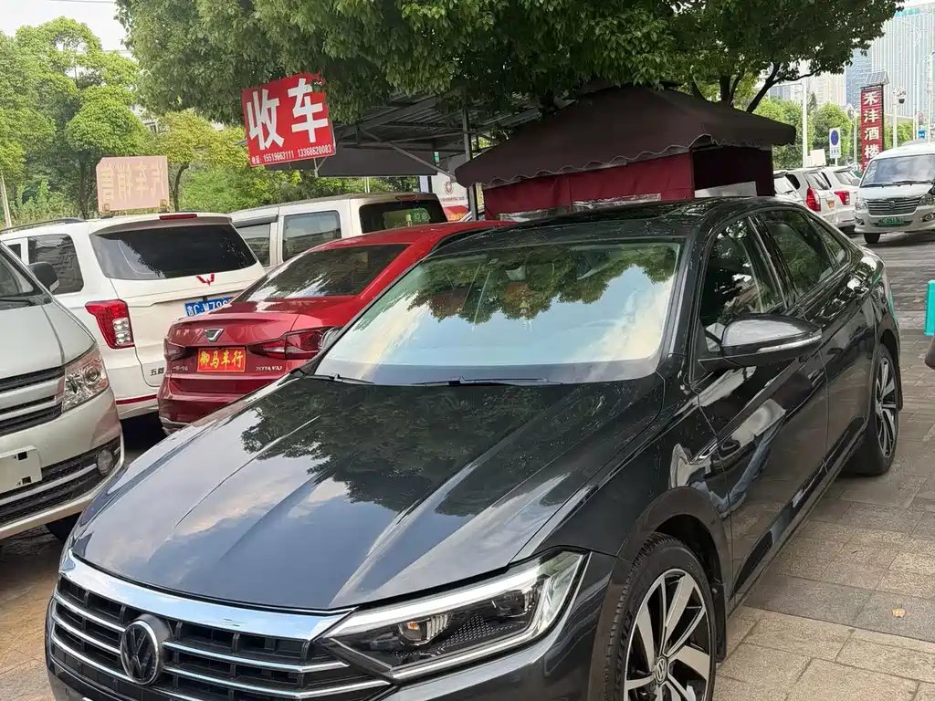 Volkswagen Sagitar 2021