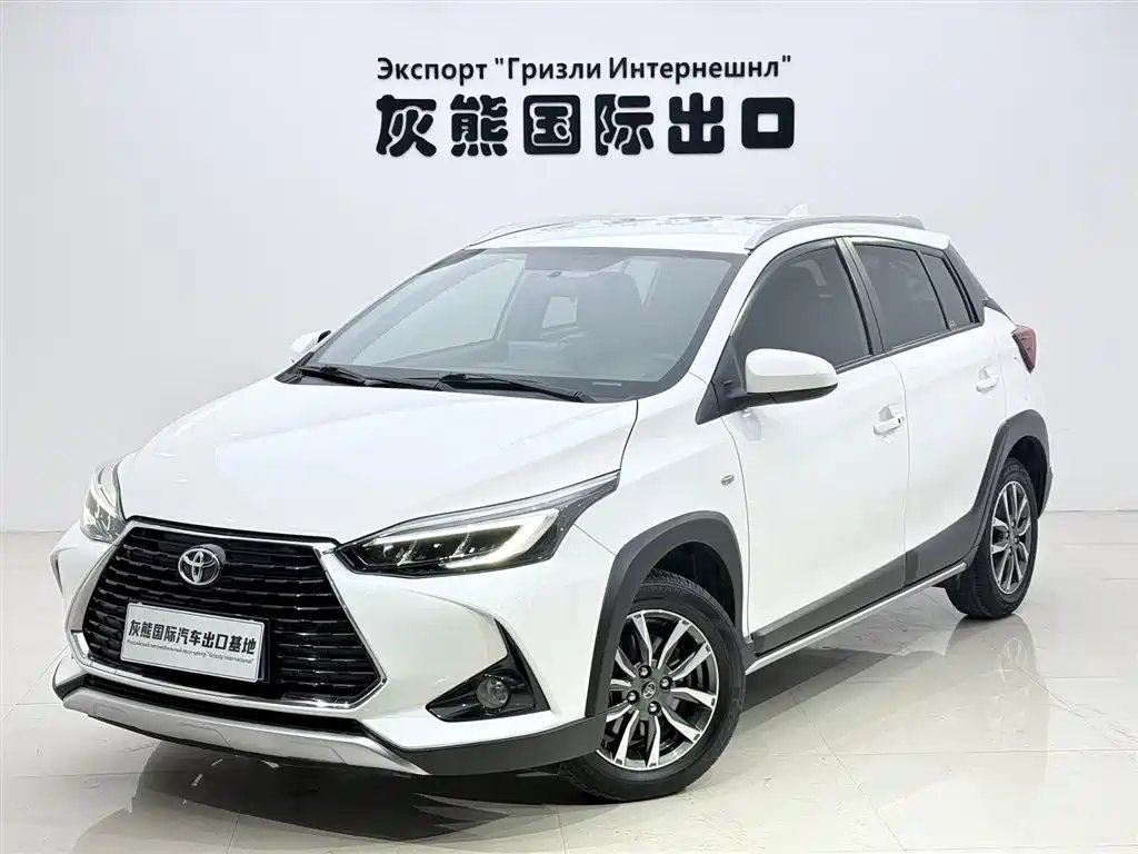 Toyota Yaris L 2022
