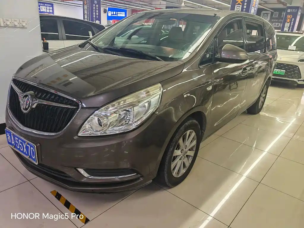 Buick GL8 2018