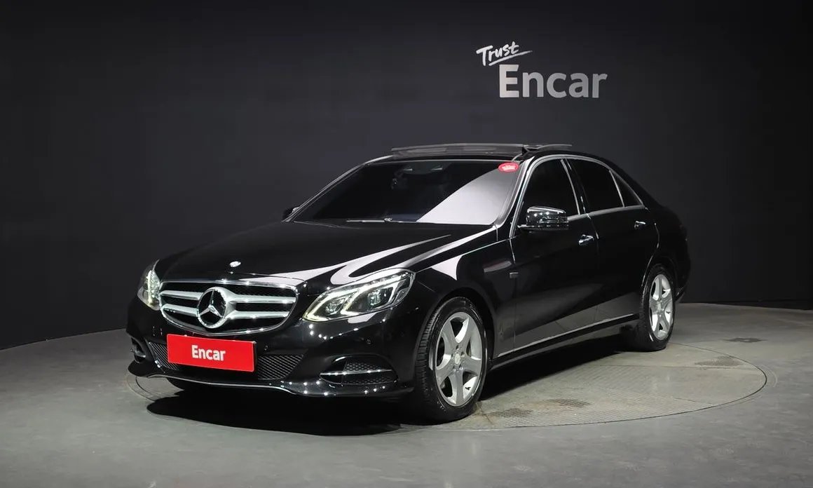Mercedes-Benz E-Class 2014 — фото 1 из 20