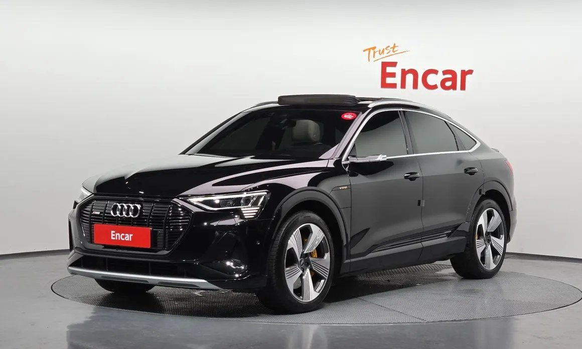Audi e-tron 2022