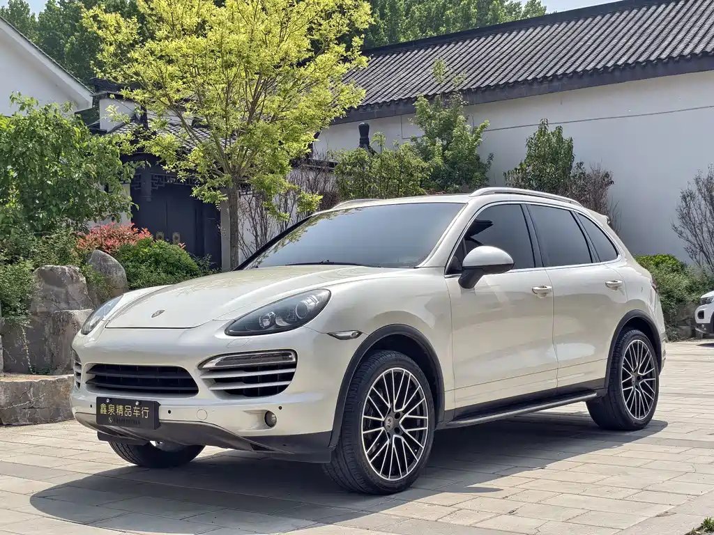 Porsche Cayenne 2012