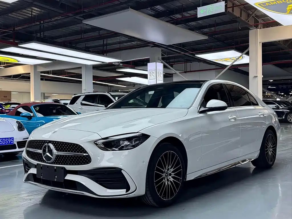 Mercedes-Benz C-Class 2021