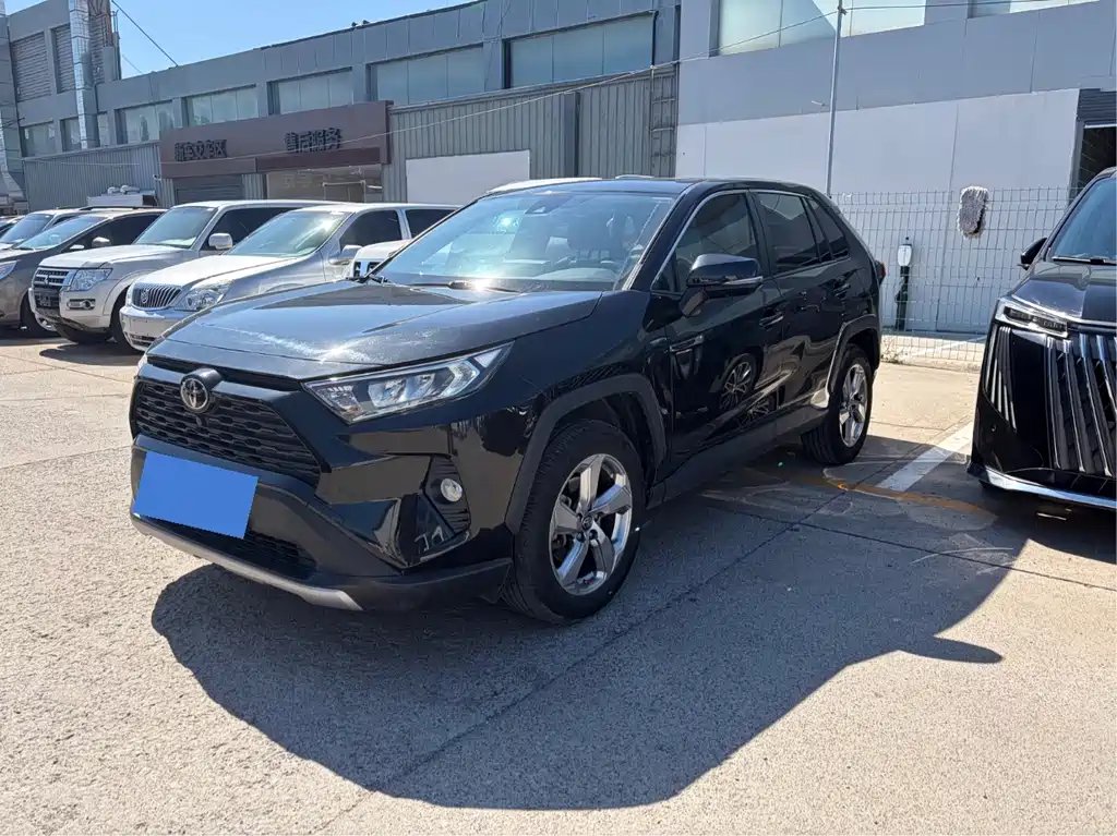 Toyota RAV4 2021