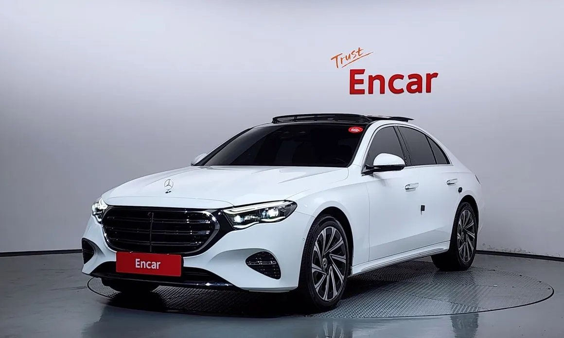 Mercedes-Benz E-Class 2024