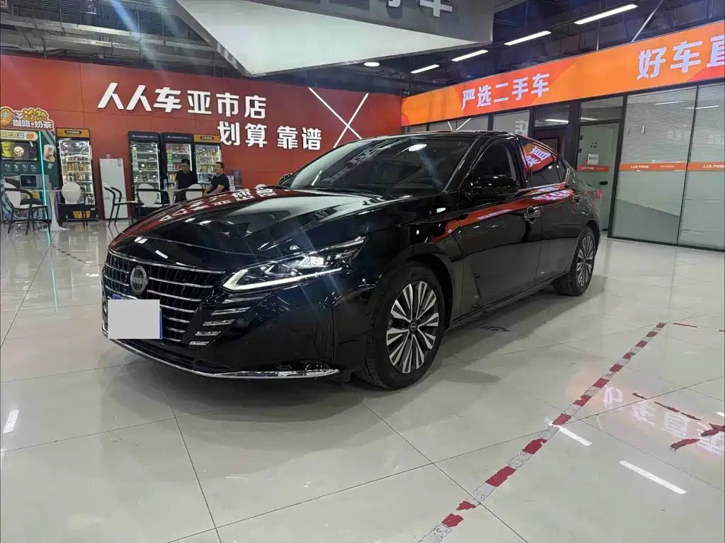 Nissan Teana 2025