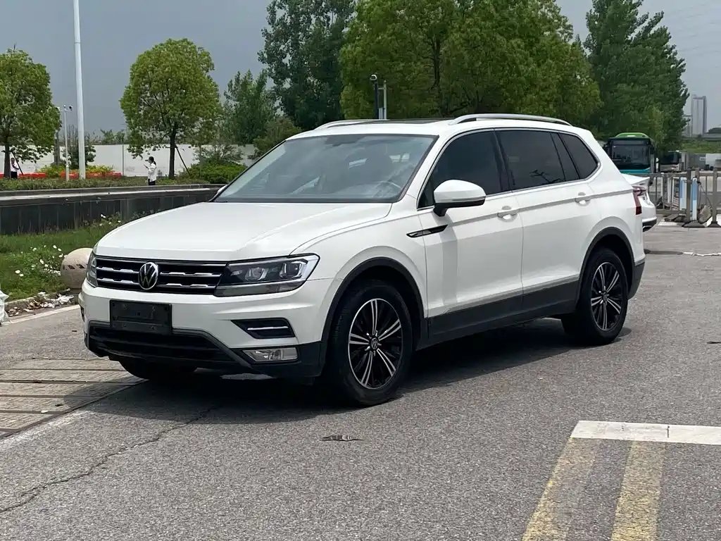 Volkswagen Tiguan L 2021