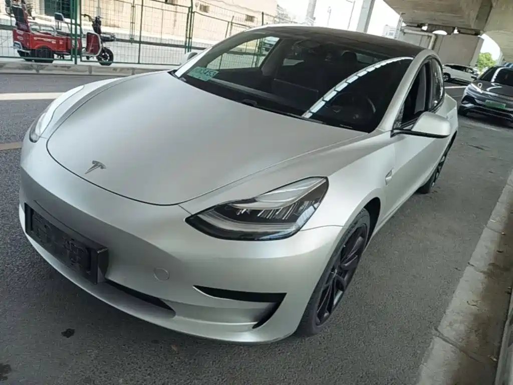 Tesla Model 3 2020