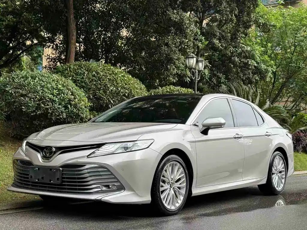 Toyota Camry 2018