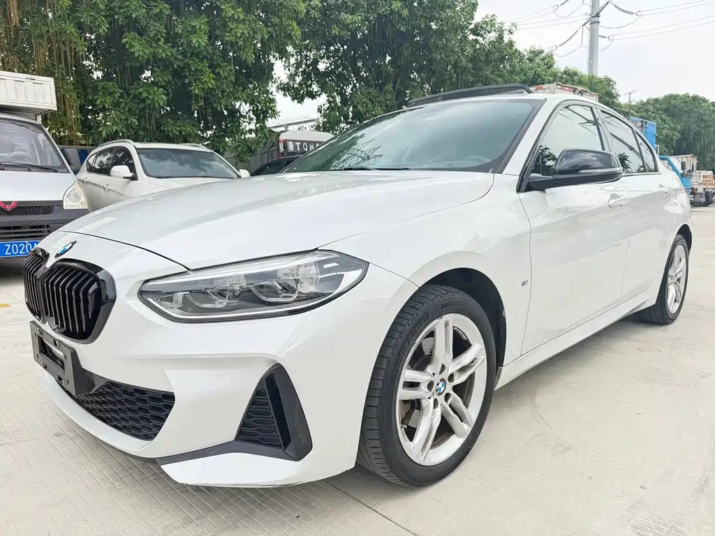 BMW 1 Series 2023