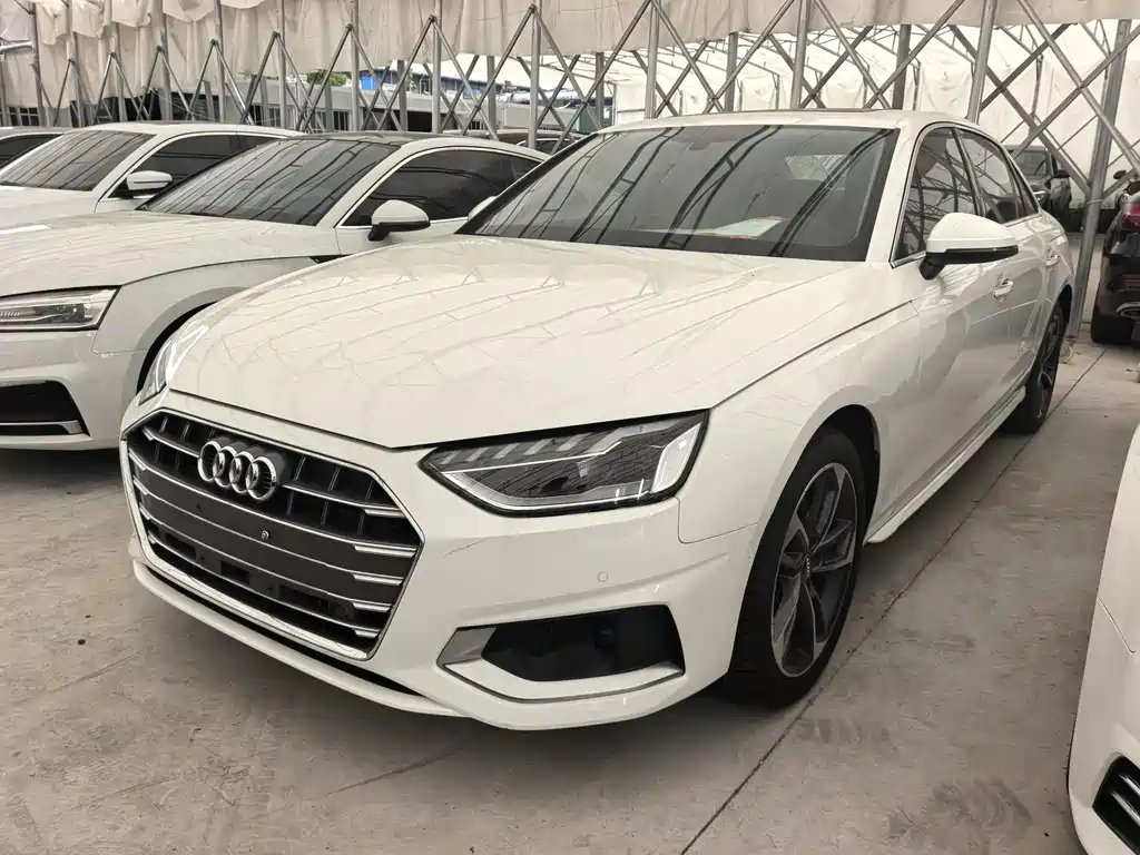 Audi A4L 2021