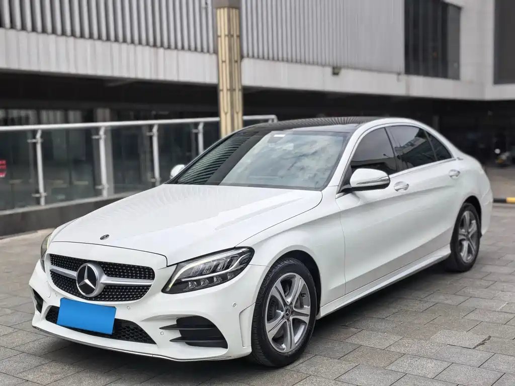 Mercedes-Benz C-Class 2020