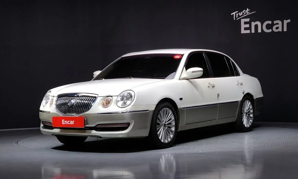 Kia OPIRUS 2010 — фото 1 из 5