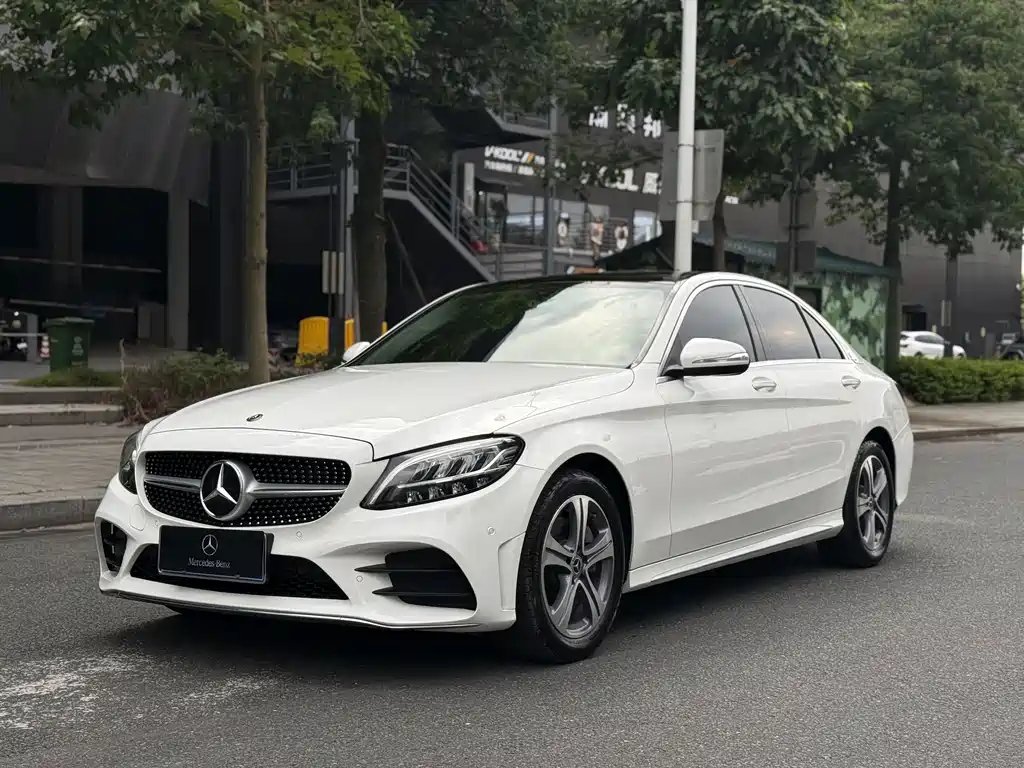 Mercedes-Benz C-Class 2020