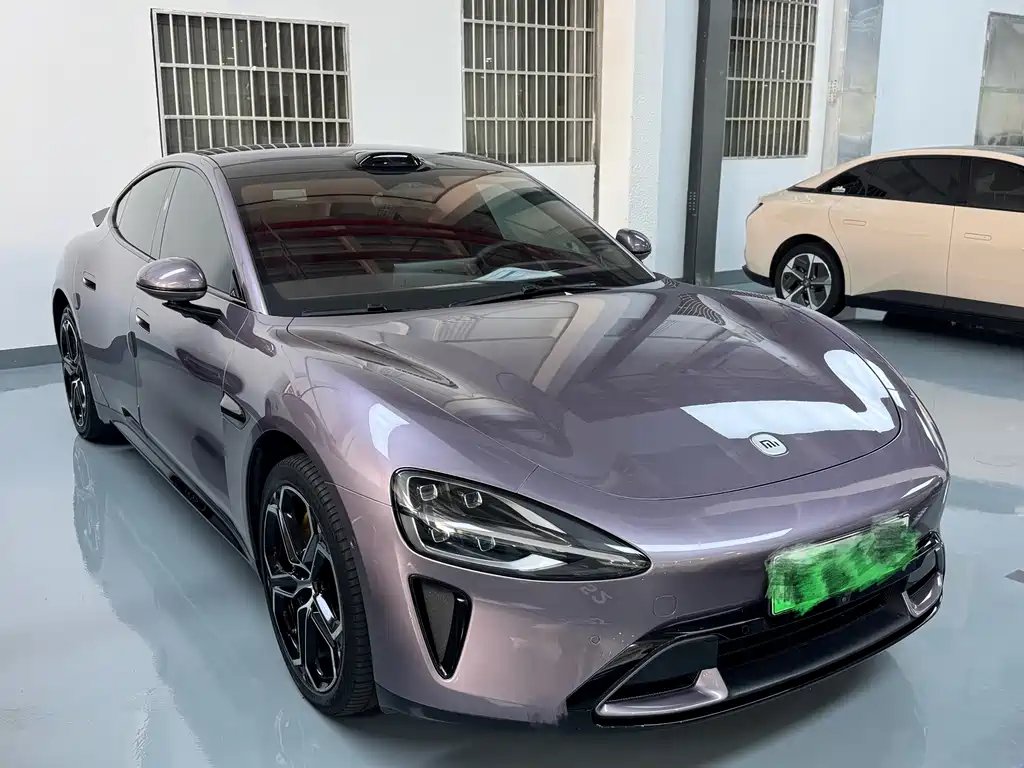 Xiaomi SU7 2024