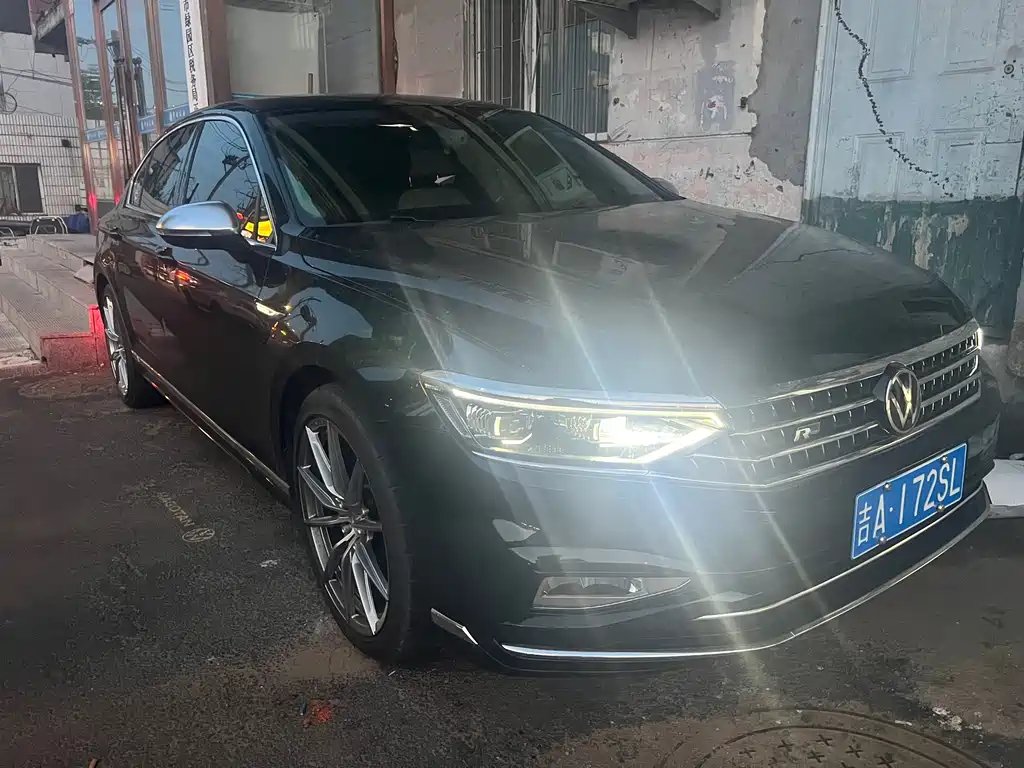 Volkswagen Magotan 2023