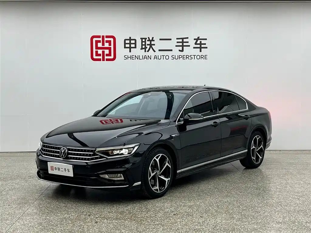 Volkswagen Magotan 2025