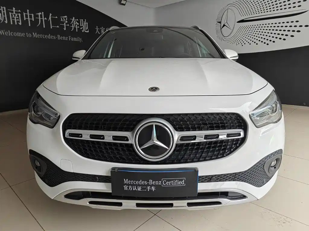 Mercedes-Benz GLA 2023