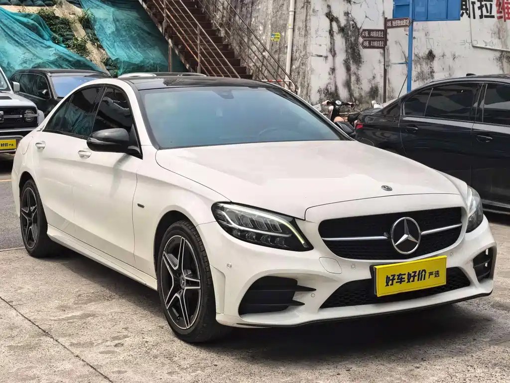 Mercedes-Benz C-Class 2020