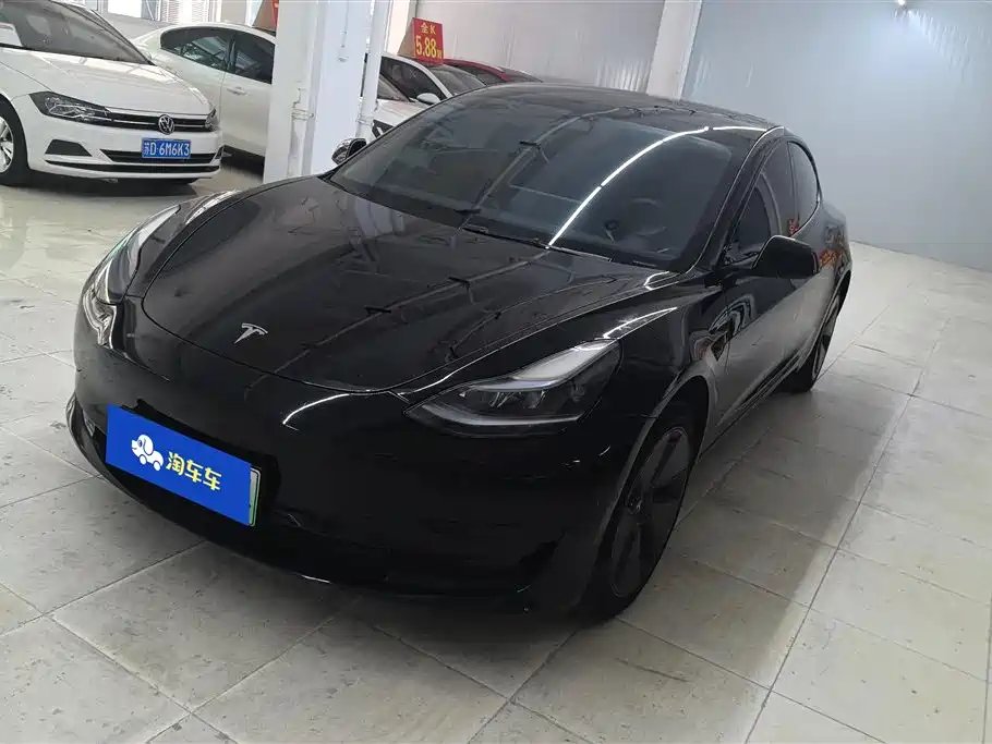 Tesla Model 3 2023