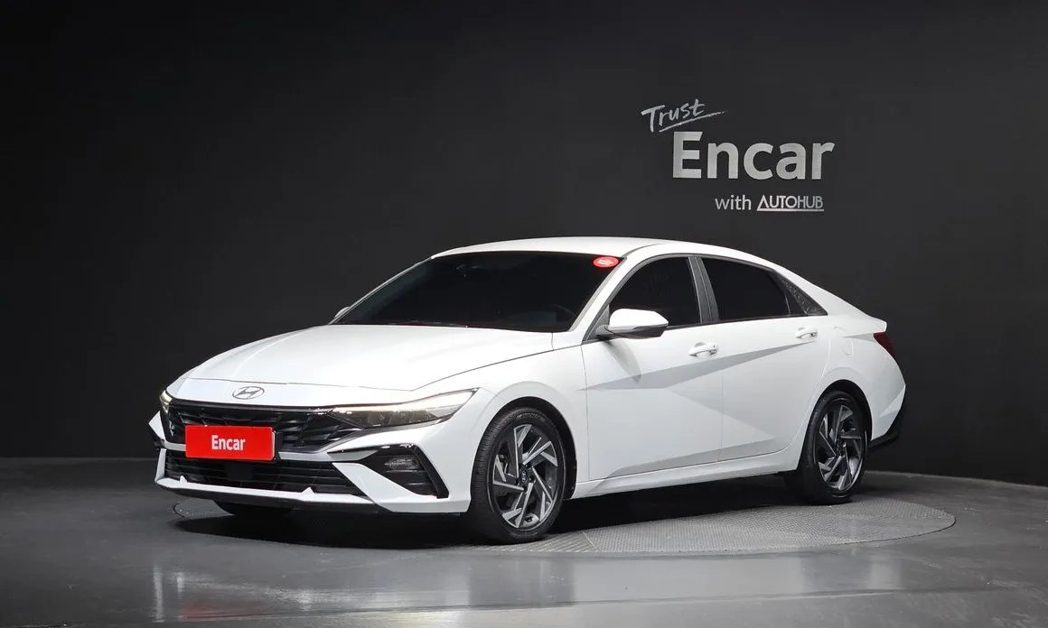 Hyundai AVANTE 2024