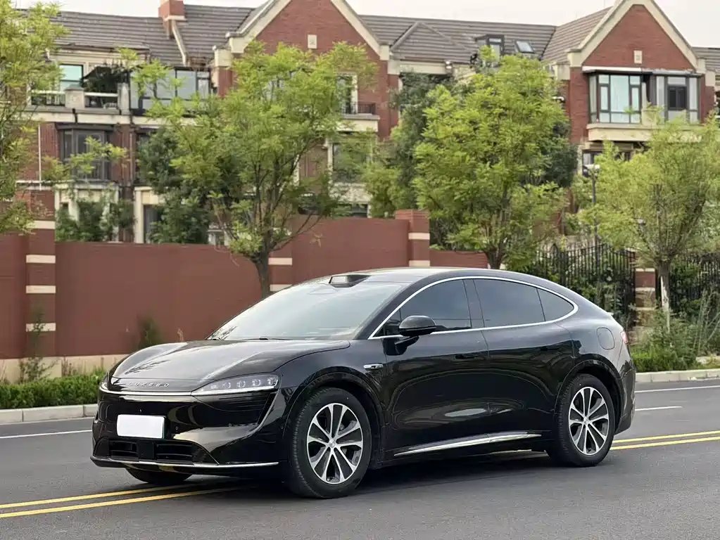 Luxeed Zhijie R7 2024