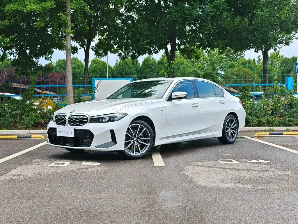 BMW 3 Series 2025