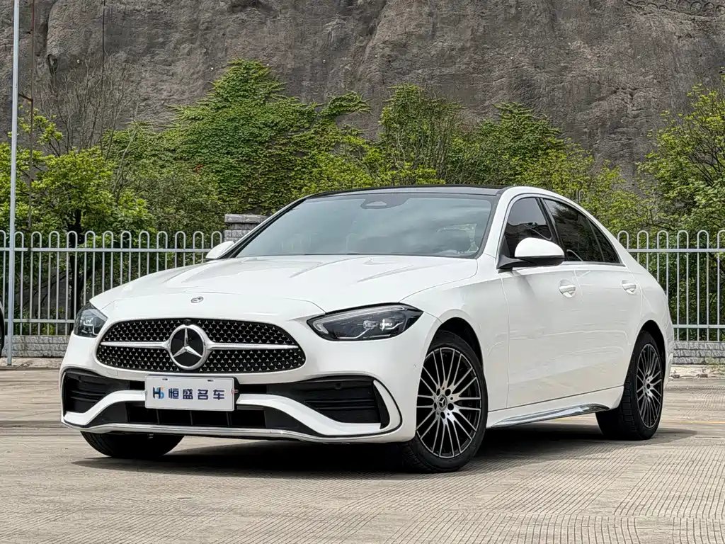 Mercedes-Benz C-Class 2022