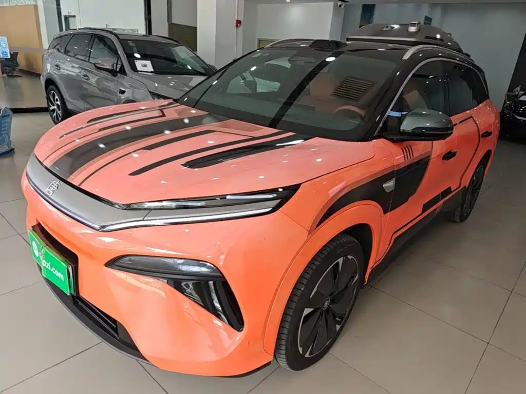 BYD Tang L 2025 — фото 1 из 5