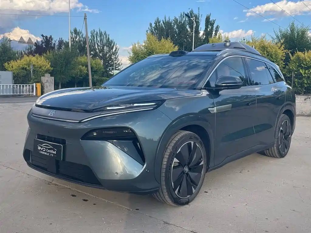 BYD Tang L 2025 — фото 1 из 5