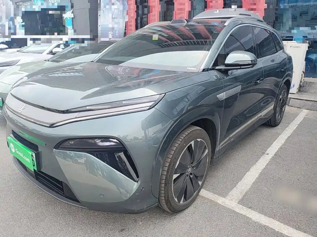 BYD Tang L 2025 — фото 1 из 5
