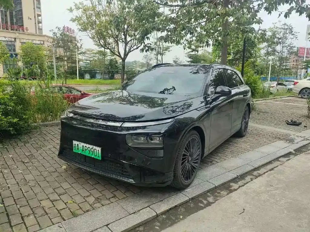 XPeng G9 2025