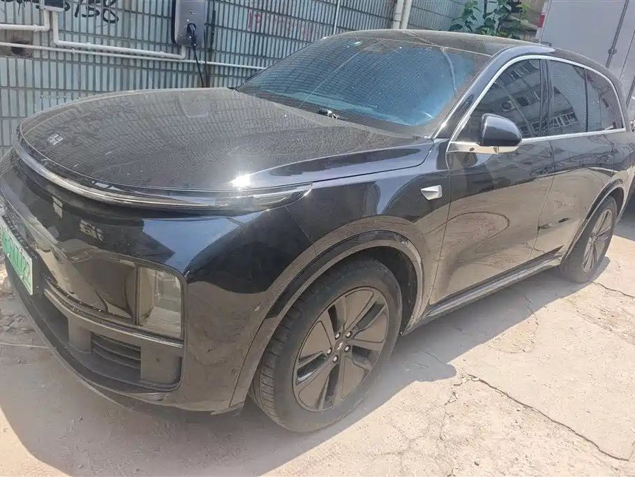 Li Auto Li L8 2024