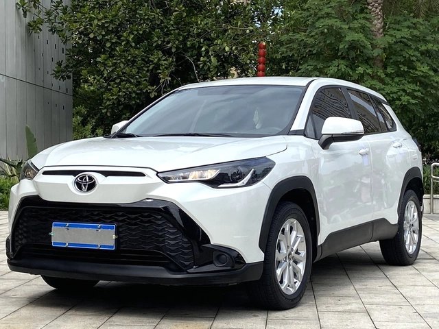 Toyota Frontlander 2024