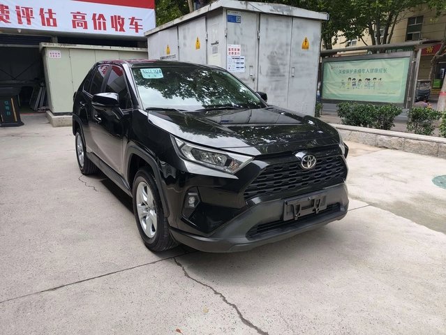 Toyota RAV4 V (XA50) 2024