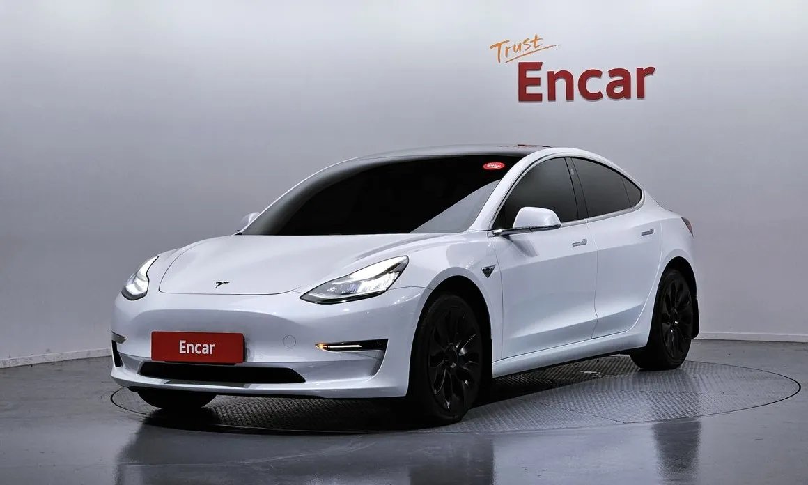 Tesla Model 3 2020