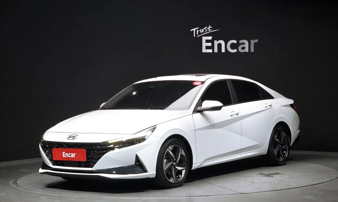 Hyundai AVANTE 2021