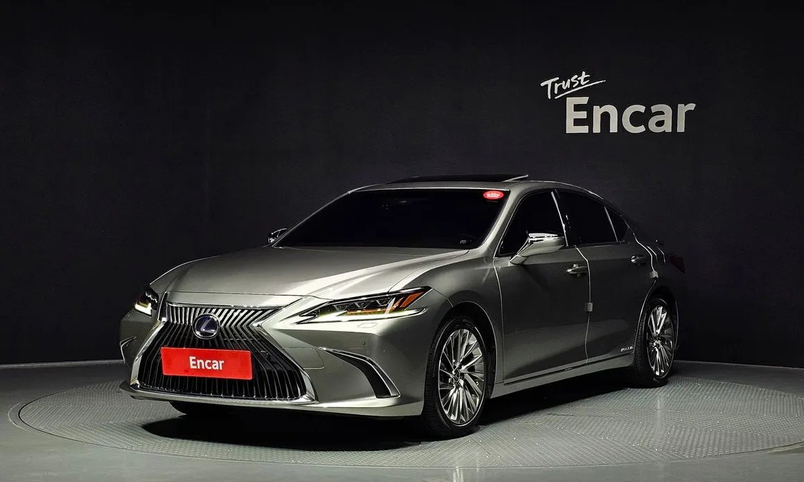Lexus ES 2021